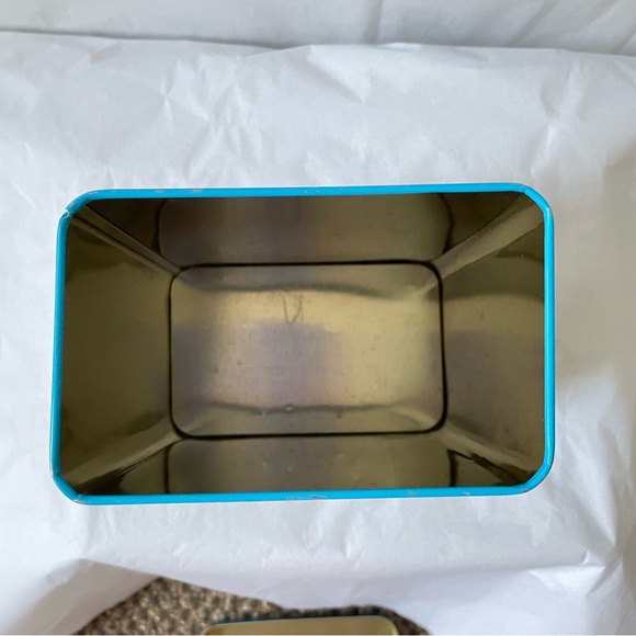 90s Neilson's Crispy Crunch Advertising Tin box baby Metal box Antique vintage - Picture 12 of 16